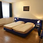 Gasthof Am Schloss 4*