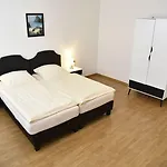 Am Schloss Guest house 4*