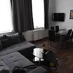 Am Schloss Guest house