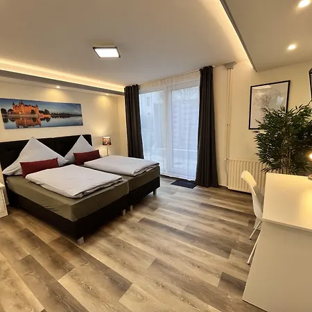 ペンション アム シュロス 4*